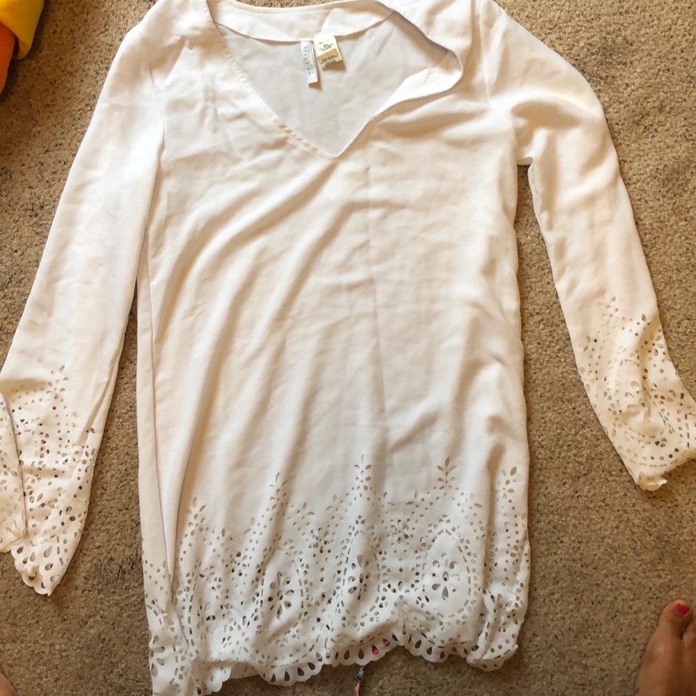 Kenneth Cole beach cover up